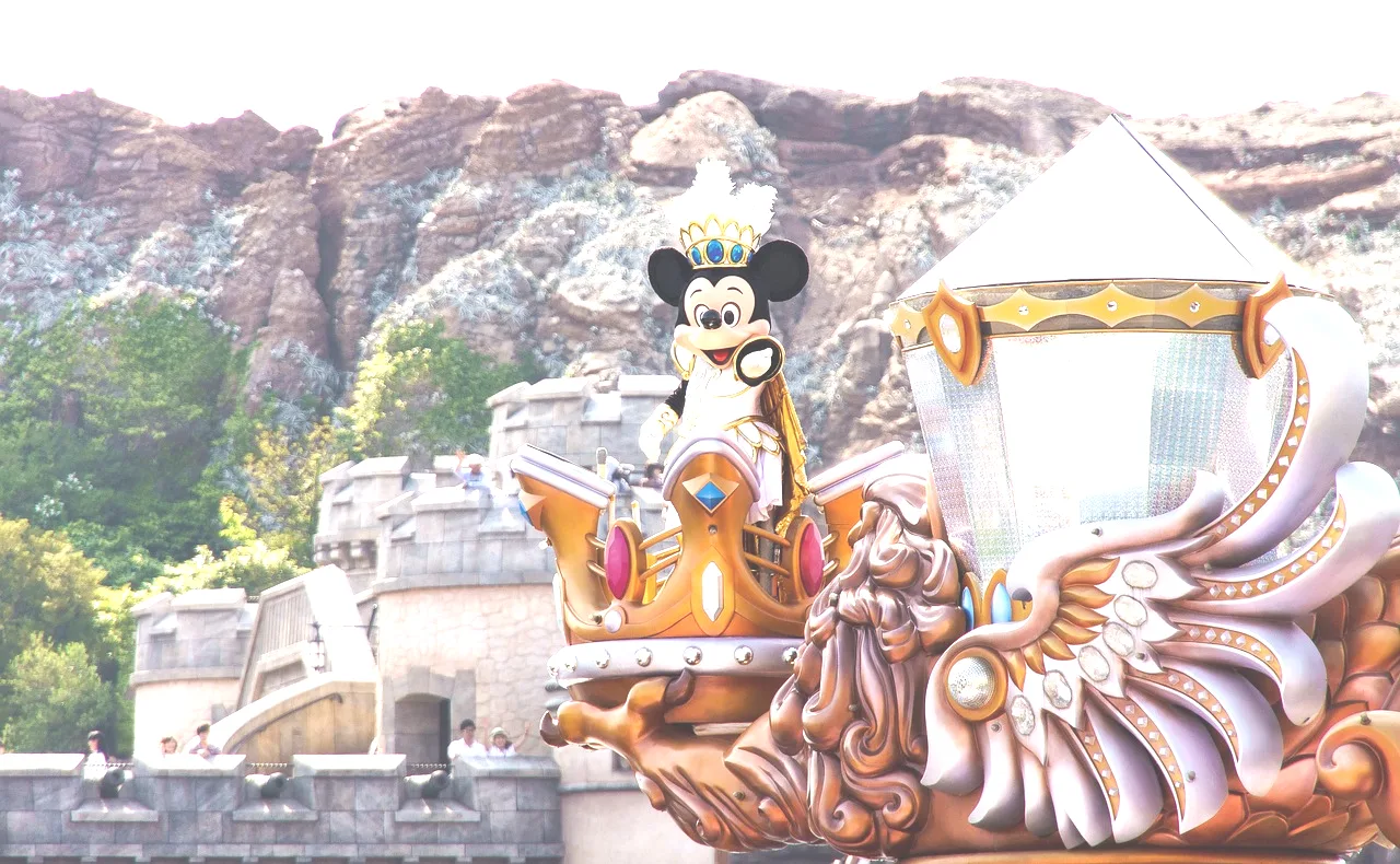 Magic Kingdom ganha nova balsa e reforça transporte clássico entre áreas do parque